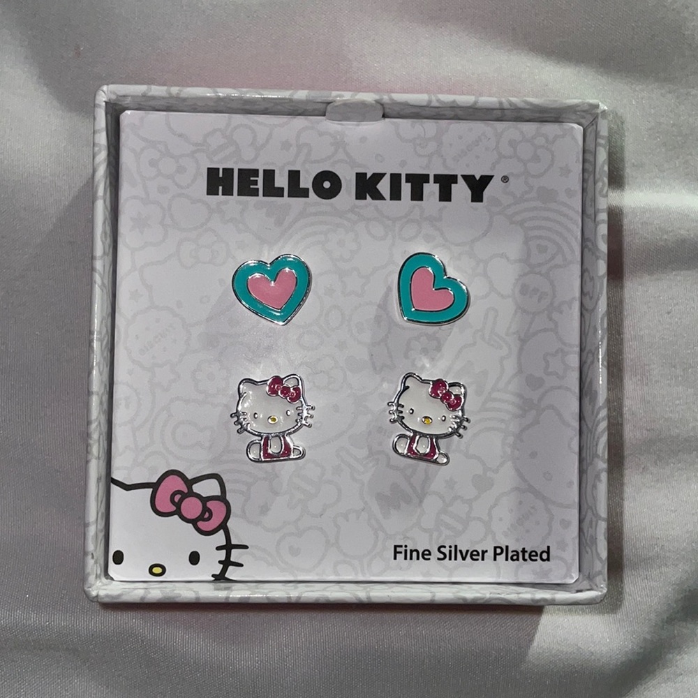 Hello Kitty earrings